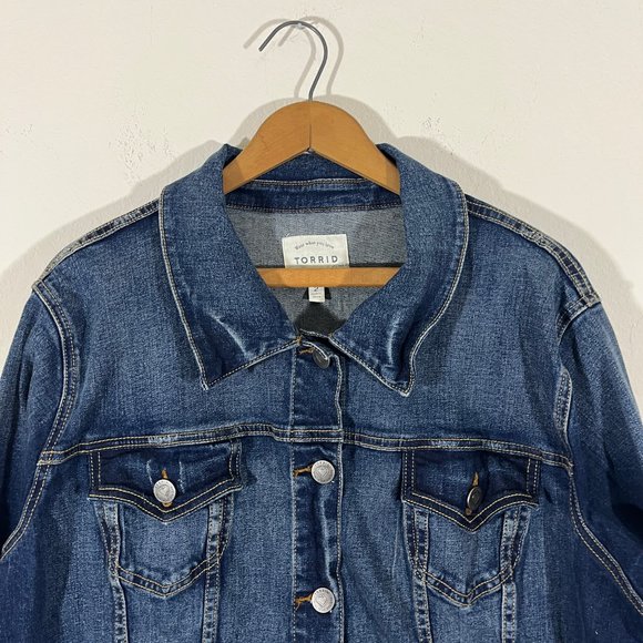 Torrid Medium Wash Jean Denim Jacket Size 2 Front Pocket Style 548688 - Picture 5 of 12